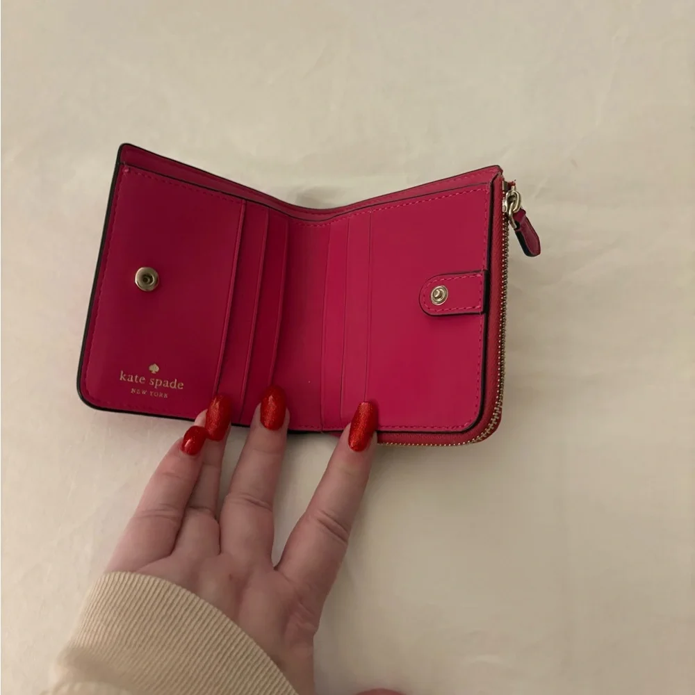 kate spade compact zip